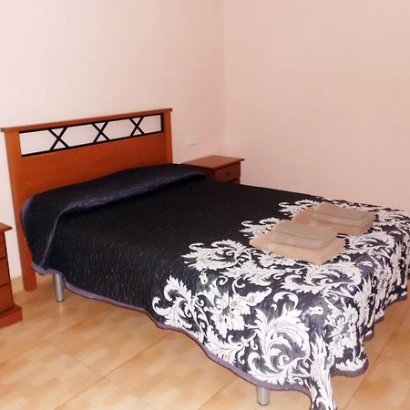 Hostal Abastos فالنسيا المظهر الخارجي الصورة