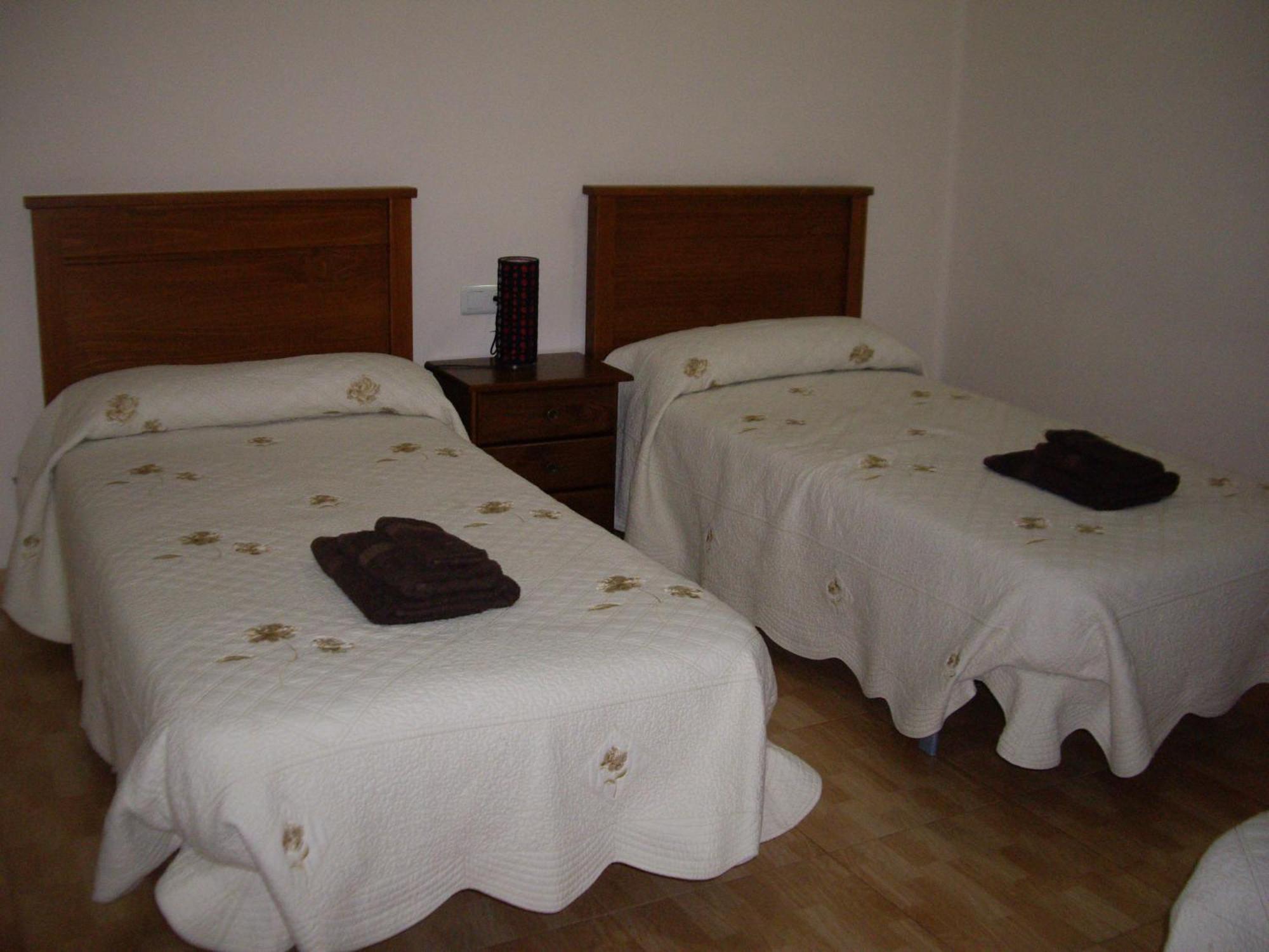 Hostal Abastos فالنسيا المظهر الخارجي الصورة