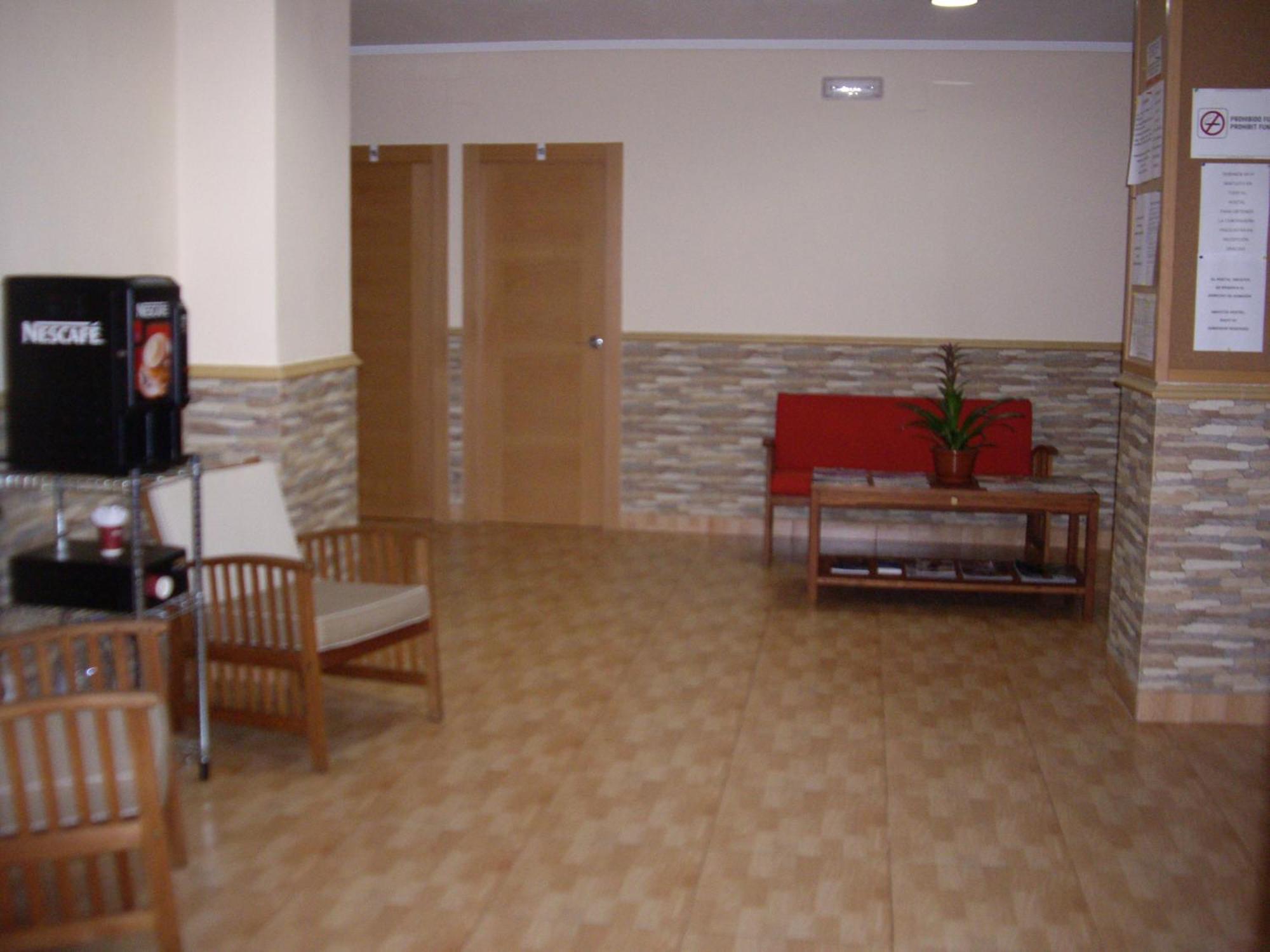 Hostal Abastos فالنسيا المظهر الخارجي الصورة