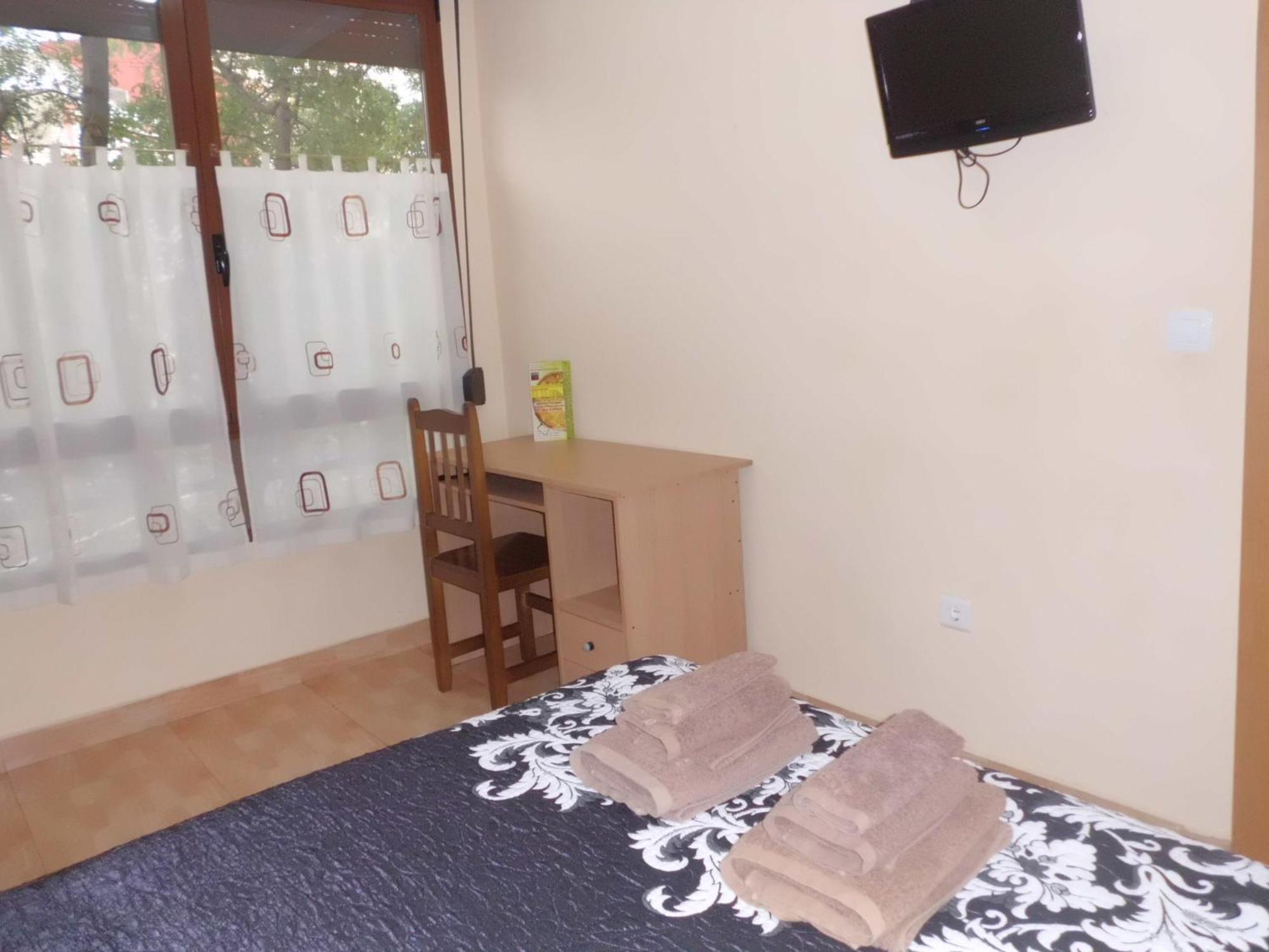 Hostal Abastos فالنسيا المظهر الخارجي الصورة