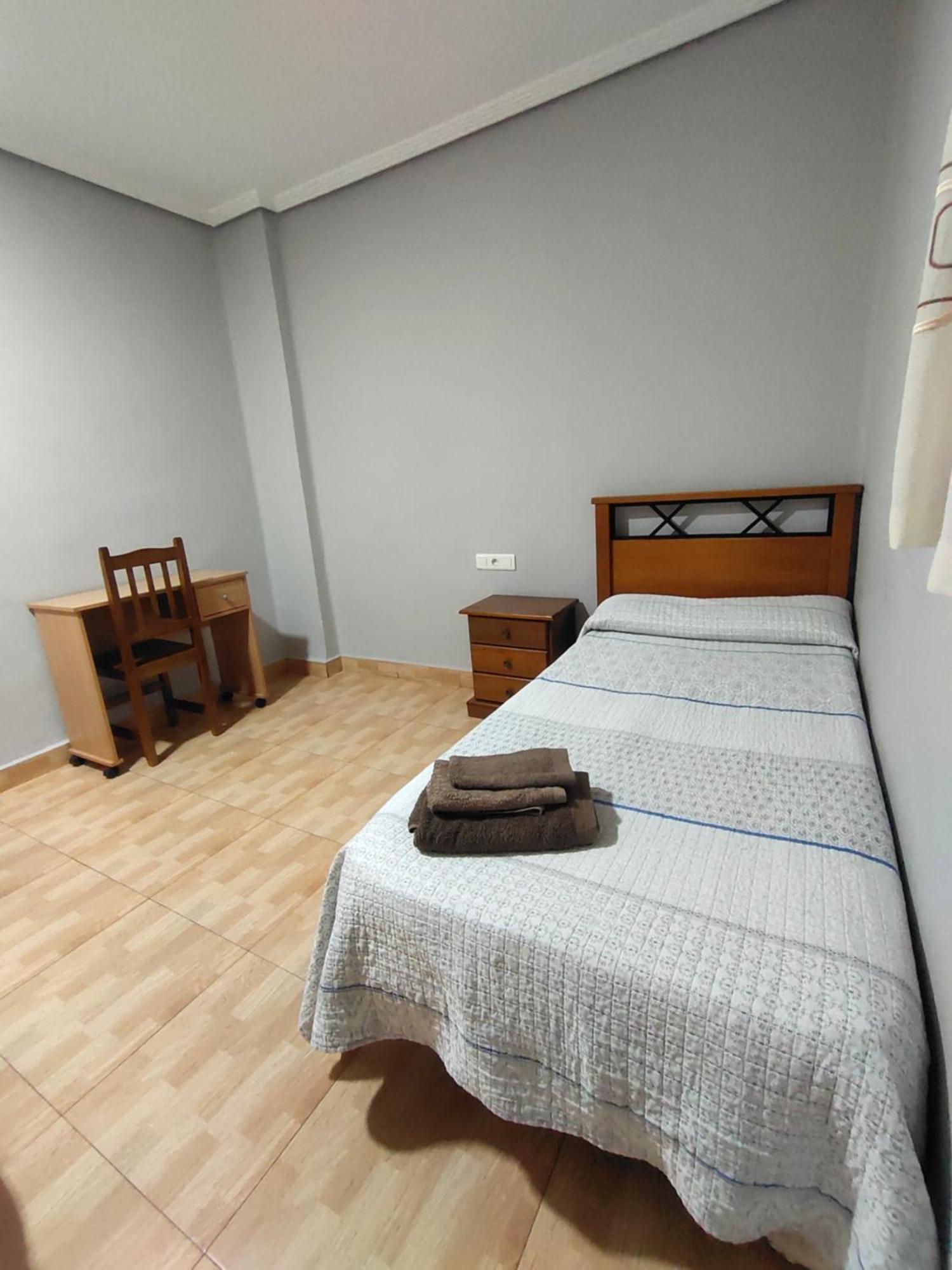 Hostal Abastos فالنسيا المظهر الخارجي الصورة